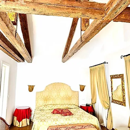 Ca' Dei Polo Hotel