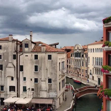 Ca' Dei Polo Venedig