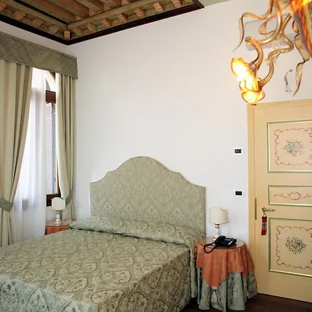 Ca' Dei Polo Venedig