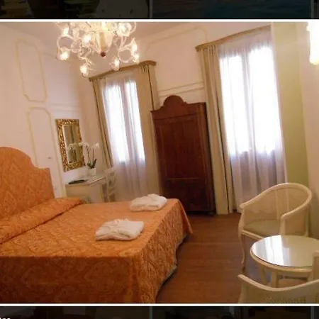 Ca' Dei Polo Hotel 3*